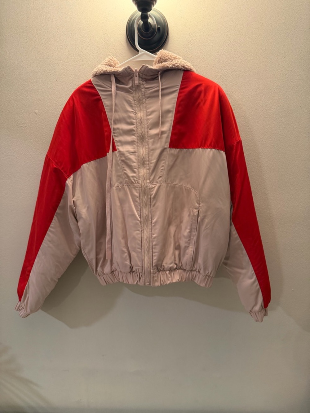 Alo Yoga Reversible Sherpa Colorblock Hooded Jacket Red Pink Full Zip